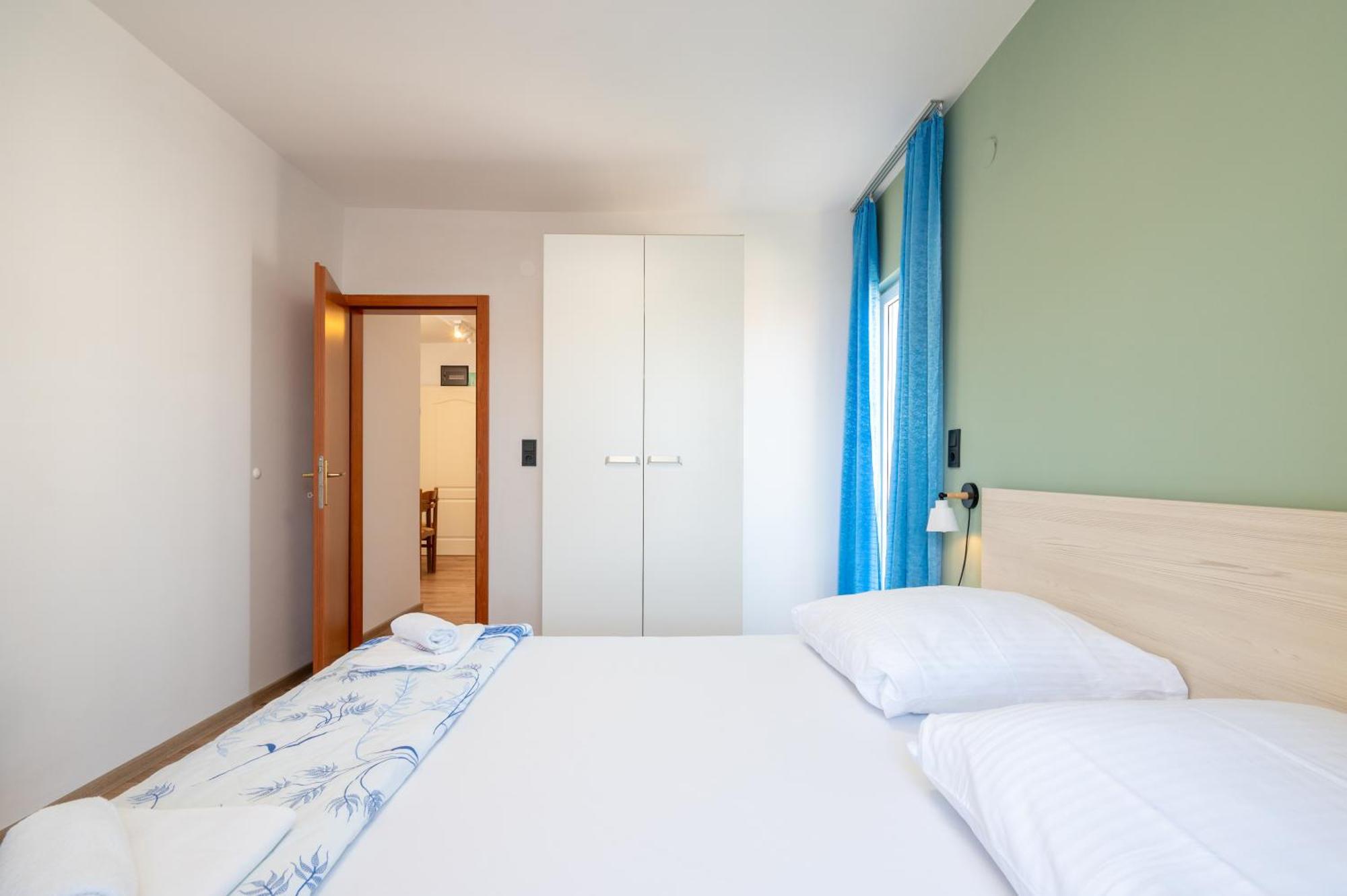 Apartments Zdravko Trogir Exteriör bild