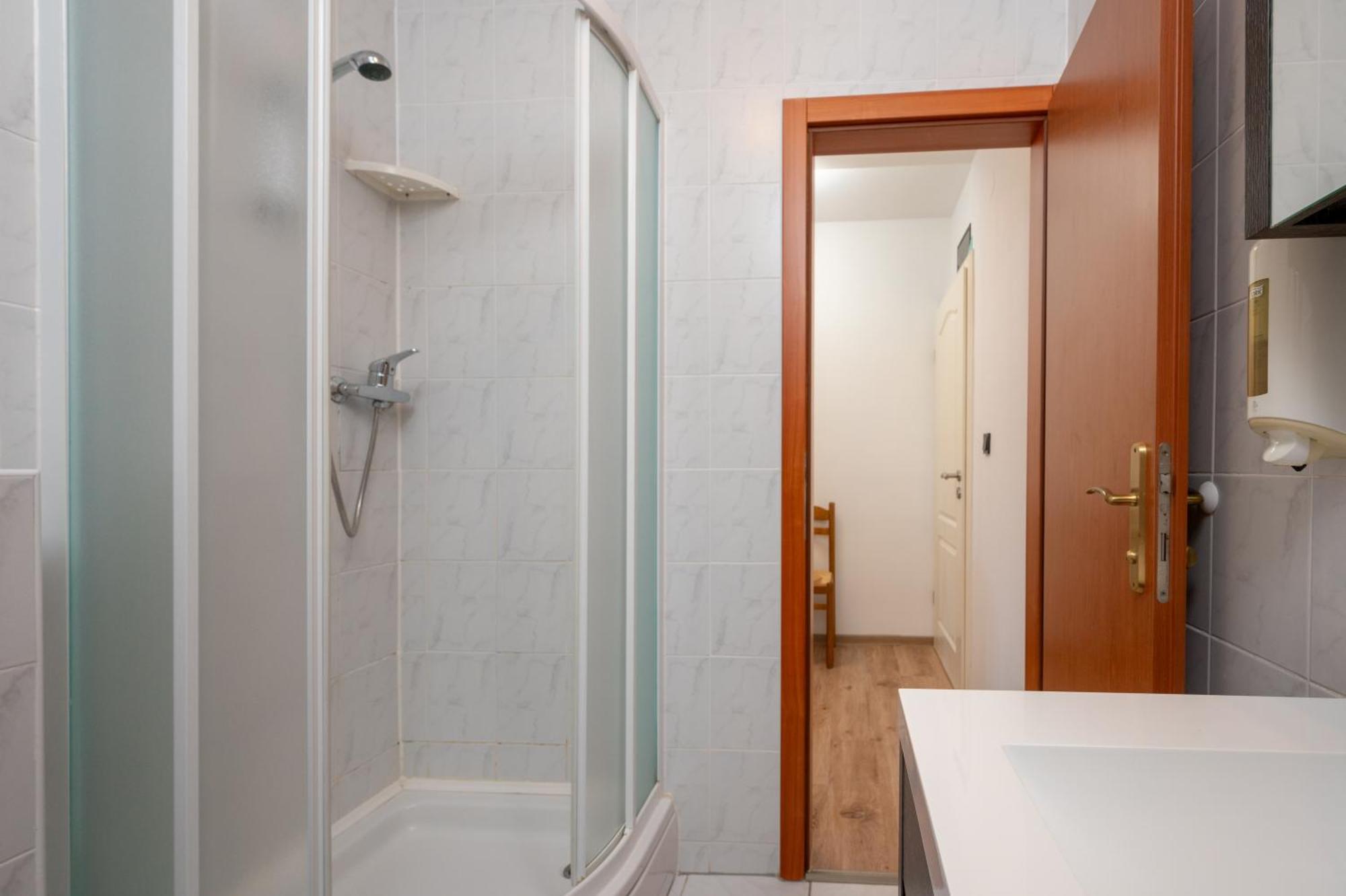 Apartments Zdravko Trogir Rum bild